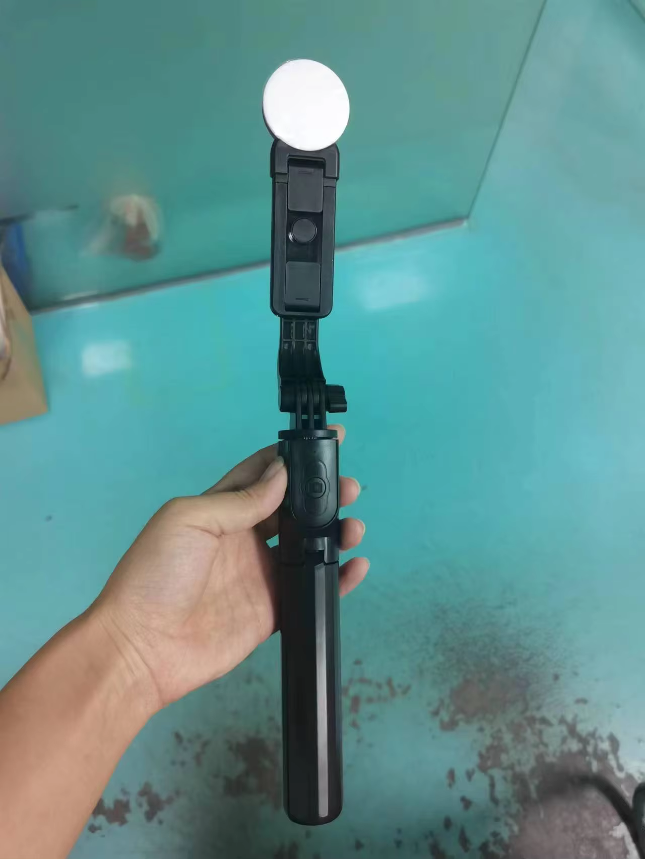 20x Fluent Vibez Mobile Phone Stand